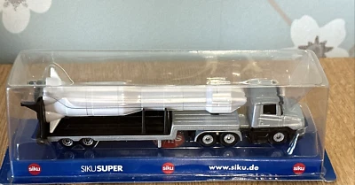 £12.99 • Buy Siku 1614 Low Loader With Rocket 1:87 Scale Rockets Lorry Truck Low Loaders NEW