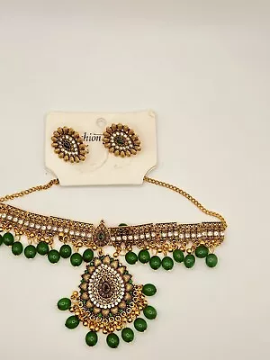 Pakistani Indian Jewelry Kundhan Sets For Women. • $25