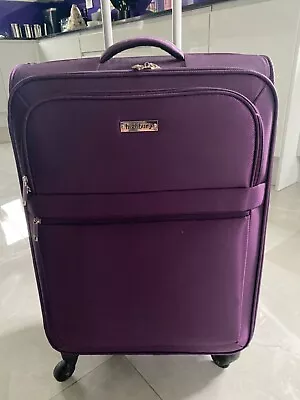 Large Four Wheeled Suitcase Highbury  • £5