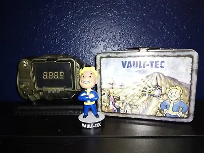 Fallout 3 Survivors Pipboy Lunch Box And Bobblehead Collector's Edition  NO GAME • $1600