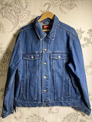 Wrangler Hero Men's XL Vintage Blue Denim Jean Trucker Jacket • $40