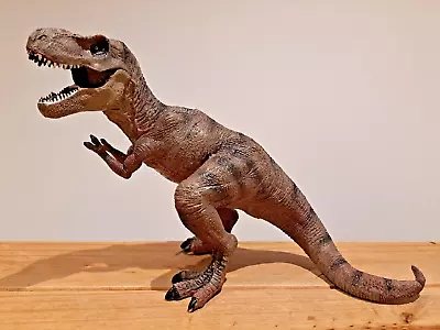 Knock-Off Papo Tyrannosaurus T Rex Dinosaur Toy Model Figure • £7