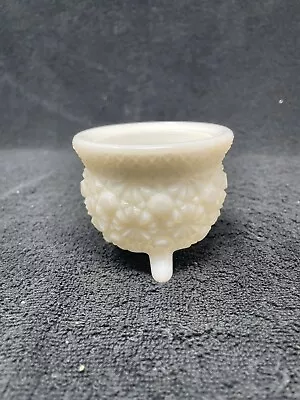 Daisy And Button Milk Glass By SMITH GLASS Kettle Candle Holder  • $9.99