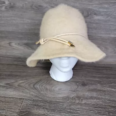 Vintage Cloche Style Fur Hat Marche Exclusive Beige Blonde Off White 22.5 22½ • $37.60