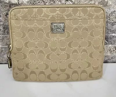 Coach Poppy Monogram  Zip Tablet / IPad / Laptop Business Tech Case  F61366 • $28.99