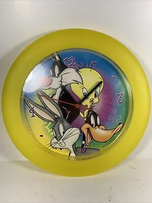 $10.85 • Buy 2001 Looney Tunes Clock W Bugs/Daffy/Tweety/Sylvester Used WORKS