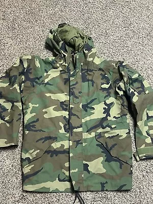 US GI Military Cold Weather Parka Mens Large Long Woodland Camouflage Gore-tex • $59.95