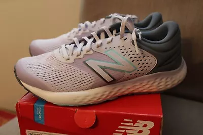 New NB Women's 520 Running Shoes Sz 9 Medium W520RG7 New Balance - BNIB • $38.36