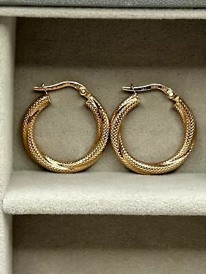 Vintage 10k Rose Gold Hoops Classic Cable Twist Design Made In Italy 1.1 Grams • $33