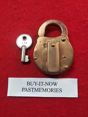 YALE & TOWNE BRASS PADLOCK W/ MATCHING # KEY OLD VINTAGE LOCK  ANTIQUE LOCKS • $24.99