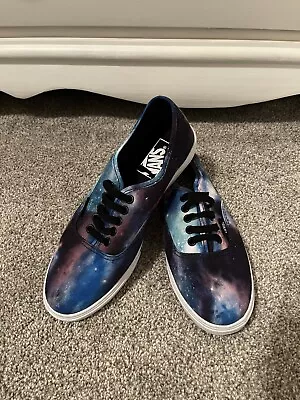 NEW Vans Sneakers Womens Size 6.5 • $24.99