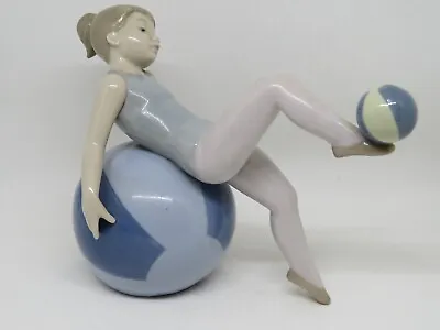 £25 • Buy Nao Figurine A Game Of Balance 1422 Girl With Ball. Excellent Condition.