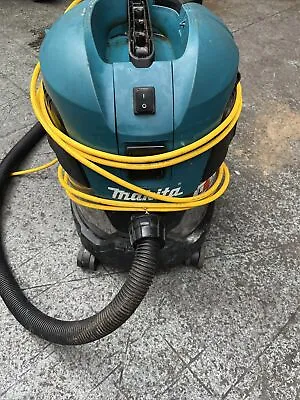 Makita Vc2012L 110 Dust Extractor Vacuum • £180