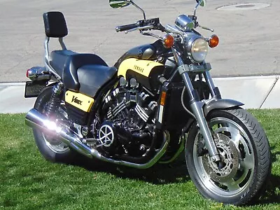 2002 Yamaha Vmax 1200  • $5000