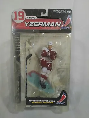 NIP McFarlane's Sports Picks Steve Yzerman #19 Center NHLPA Series 1  • $12.50