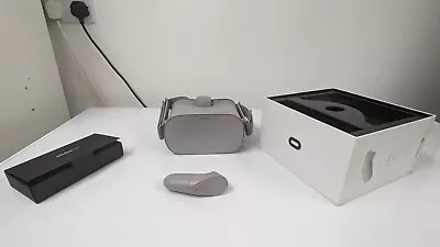 Meta Oculus Go Standalone 32GB Virtual Reality Headset - White • £25