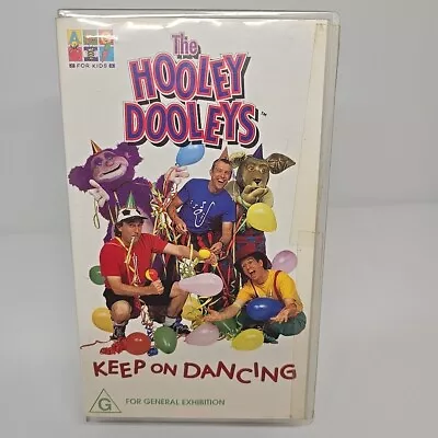 The Hooley Dooleys Keep On Dancing (VHS 2000) ABC Kids Children Video Tape • $25