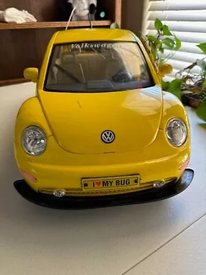 New Bright RC 1:6 Volkswagen Yellow Beetle W/ Remote & Charger And NEW Battery • $75.99