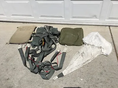 Vintage Military 1956 Seat Style Pilot Parachute Bag HarnessBack Pan BP-1 • $199.99