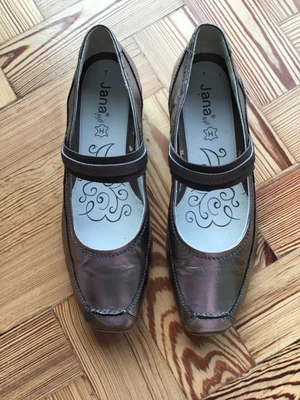 £8 • Buy Jana  Shoes Size 7 Jana Gold Metallic Leather Great Condition Mary Jane