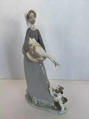 Lladro Girl With Goose Figurine #4866 Fulgencio Retired With Original Box • $80