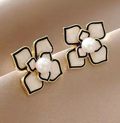 New On Trend Bridal Faux Pearl Stud Floral Earrings Choose Uk Seller • £7.99