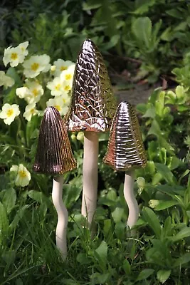£15.45 • Buy CHRISTMAS GARDEN GIFT IDEA - Pottery Garden Ornament  Metallic Rose Gold Colour