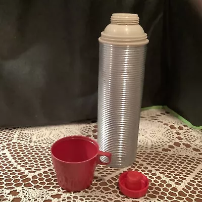 Vintage/King Seeley/Thermos 2484 Vacuum Bottle/Quart Size/Ribbed Aluminum 13.5  • $9.99