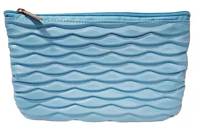Ovation Hair BLUE BAG Ruffled Wave Make-up Travel Medium Size Zipper Plastic New • $13.99