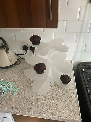 £10 • Buy Butterfly 3 Tier Opal Acrylic Cup Cake Stand