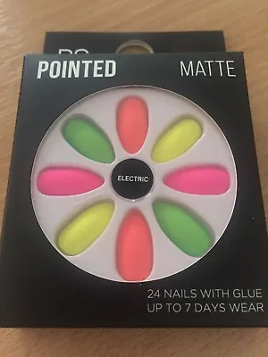 Electric Pointed Matte False Nails • £3.95