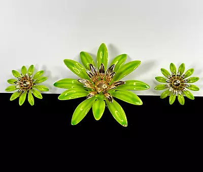 Vintage SARAH COVENTRY Flower Brooch Pin & Clip On Earrings Set Green & Gold • $18.50