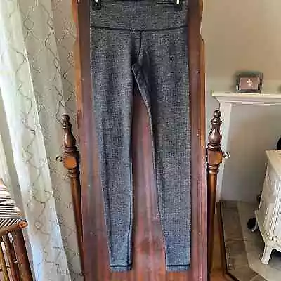 Lululemon Black And Grey Chevron Patterned Leggings Size 6 Tall • $29.99