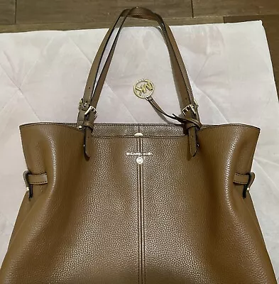 Michael Kors Lenox Large Tote Handbag And Wallet Set • $70