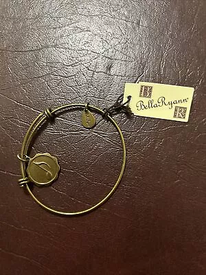 NWT Bella Ryann  Music Note”’Expandable Bangle Charm Bracelet In Gold MSRP $18 • $5.50