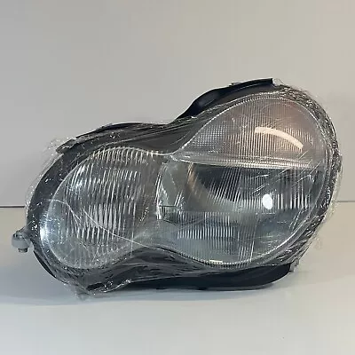 Mercedes Drivers Left Headlight Assembly C Class W203 01-04 Depo Halogen Lamp MB • $79.99