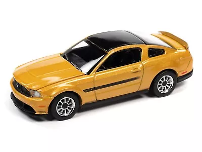 Auto World NEW 2012 Ford Mustang GT/CS (YELLOW BLAZE)1:64 Scale Diecast Car 372B • $8.95