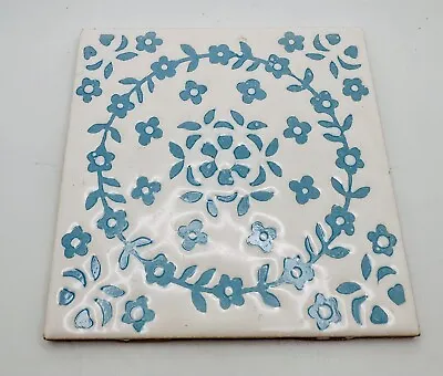 Vintage H&R JOHNSON Wall Tile Trivet Made In England Floral Blue White 4” • $14.99