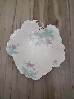 *RARE* Vintage MIKASA Ivory Bone China ENGLISH GARDEN 12 X12  Leaf SERVING BOWL • $10.72