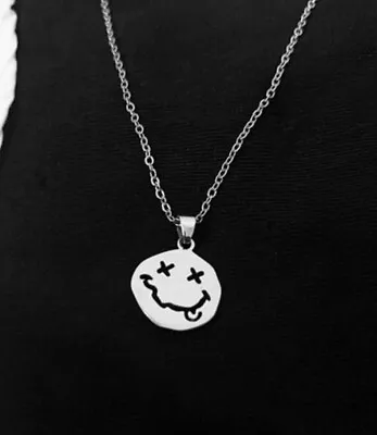 Smile Neckless Chain • £7.99