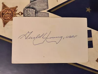 Vietnam War Medal Of Honor Recip. Lt. Col. GERALD O. YOUNG  Signed 3x5 Card • $40