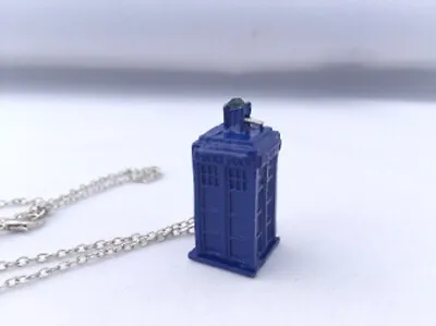 Blue Tardis Necklace NEW • £9.64