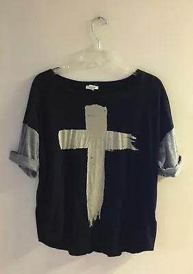 I Love H81 An American Brand Black Tee With Gray Sleeves & Cross On Front Size M • $14.95