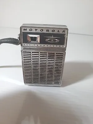 Vintage 1961 X25E Motorola All Transistor AM Radio Not Working For Parts • $69.99