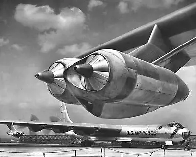 CONVAIR B-36 PEACEKEEPER BOMBERS  Photo   (224-J) • $11.77