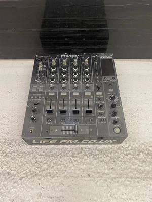 £599 • Buy Pioneer Djm 800 4 Channel Mixer
