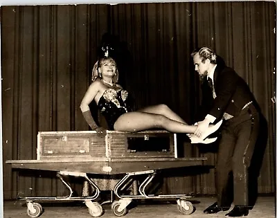 Kent Richards Magician Original 1968 Photo 8x10 Dottie SAM Convention Trick • $61.99