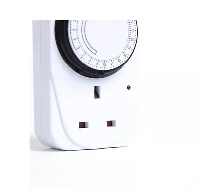 24 Hour Plug In Mechanical Timer 13A Plug Timer Switch Socket 220v-240v • £18.20