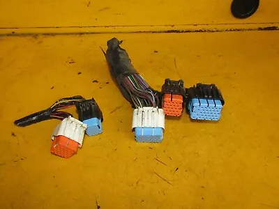 2004 Mitsubishi Galant 2.4L OEM ECU Computer Connector Pigtail Set 04 • $25