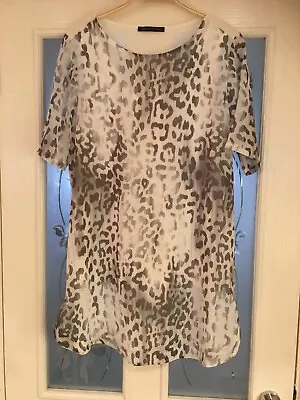 Ladies Clothes Size 12 M&S Grey Leopard Print Floaty Top Tshirt (346) • £9.99